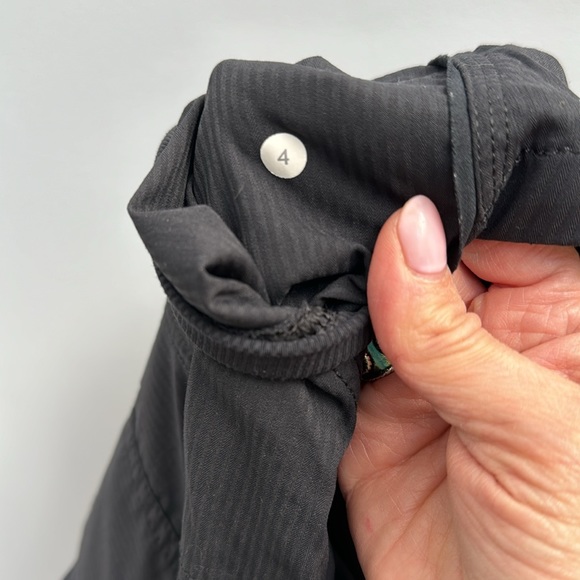 Lululemon Black Quick Step (Unlined) Pants Size 4 - Picture 10 of 10